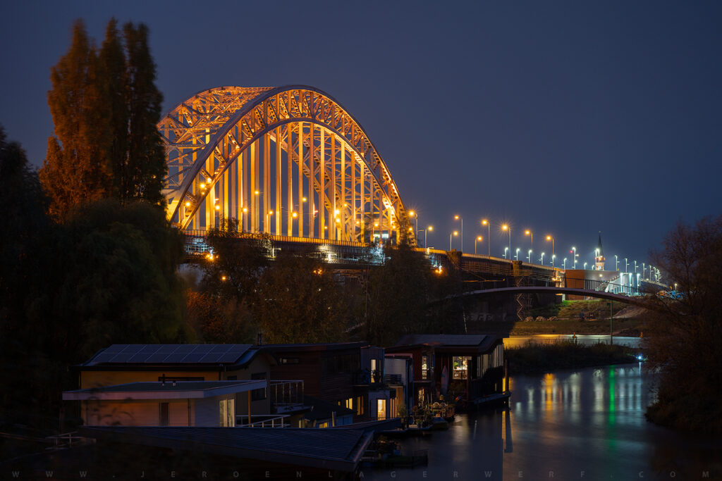 WAALBRUG, HET MEERTJE