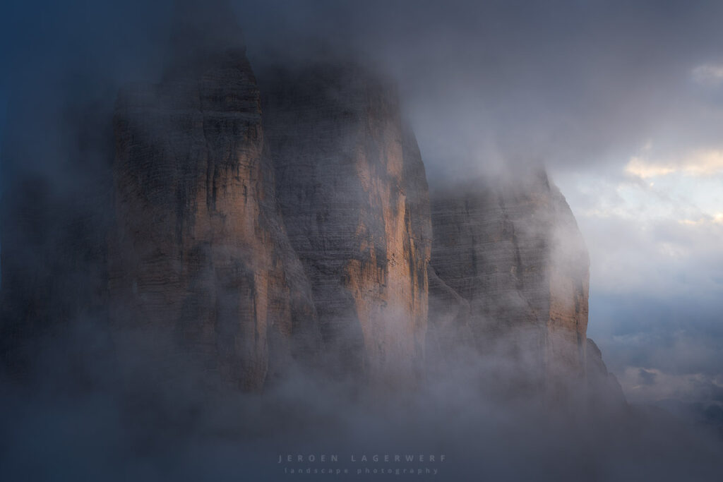 TRE CIME DI LAVAREDO IN CLOUDS